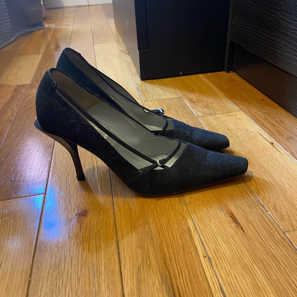 Rodolphe Menudier black suede heels